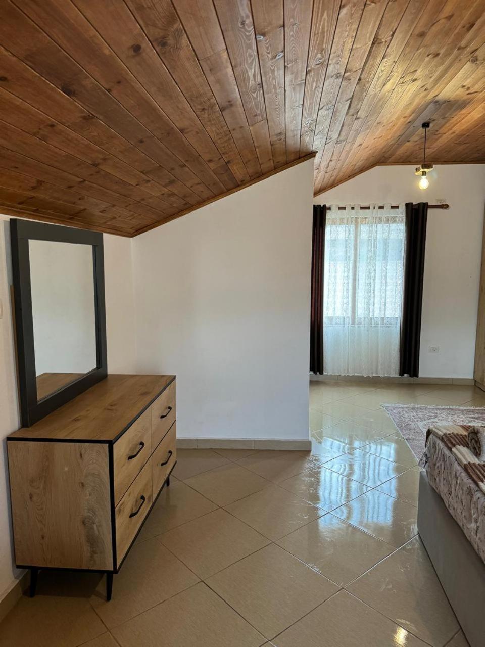 Villa Zefi Rrenc Papaj Exteriér fotografie
